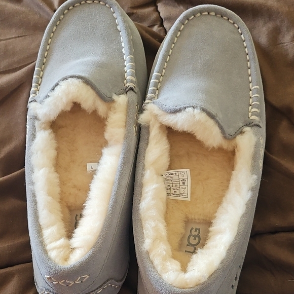 UGG Shoes - UGG Light Gray Suede Moccasin Slippers